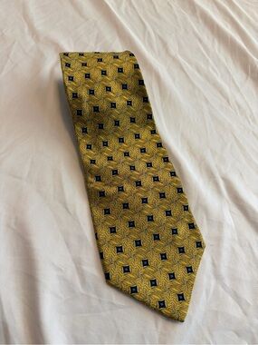 Louis Feraud Yellow Geometric Silk Tie with Navy Accents  100% SIlk